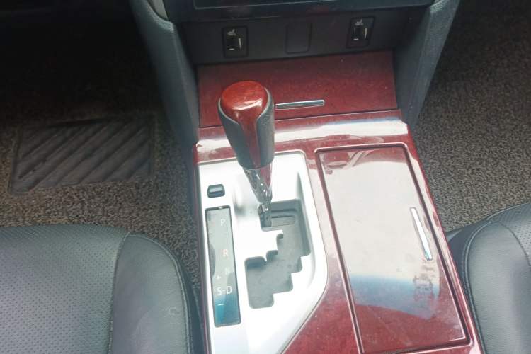 Used Toyota Camry 2013 2.0G Comfort Edition Gear Lever
