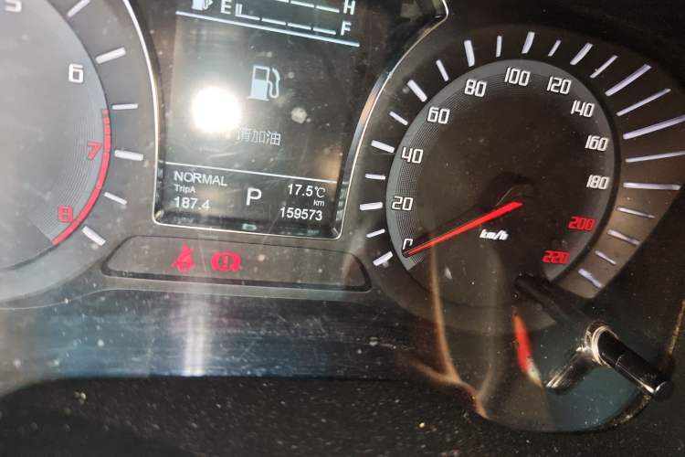 Used GAC Trumpchi GS4 2015 200T G-DCT Luxury Edition Odometer Close Up