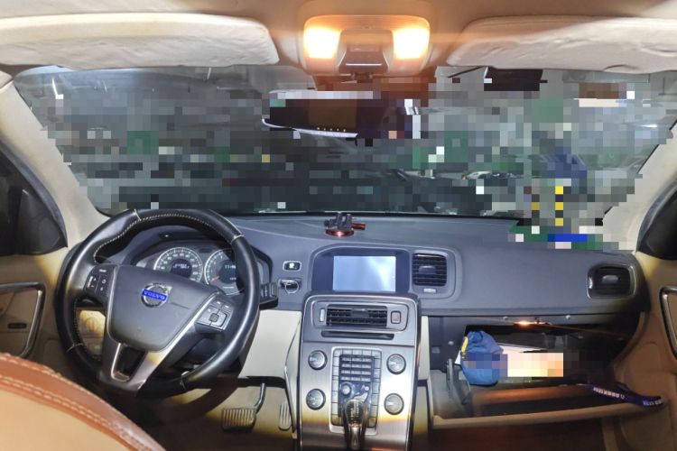 Used Volvo S60 2013 T5 Comfort Edition