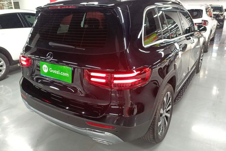 Used Mercedes-Benz GLB 2024 GLB 220 Fashion Model Rear Right 45 Deg