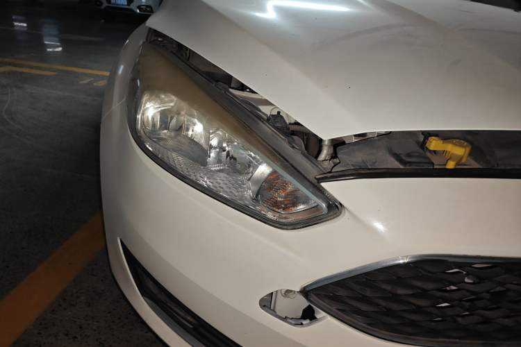 Used Ford Focus 2015 Hatchback 1.6L Automatic Fashion Edition
