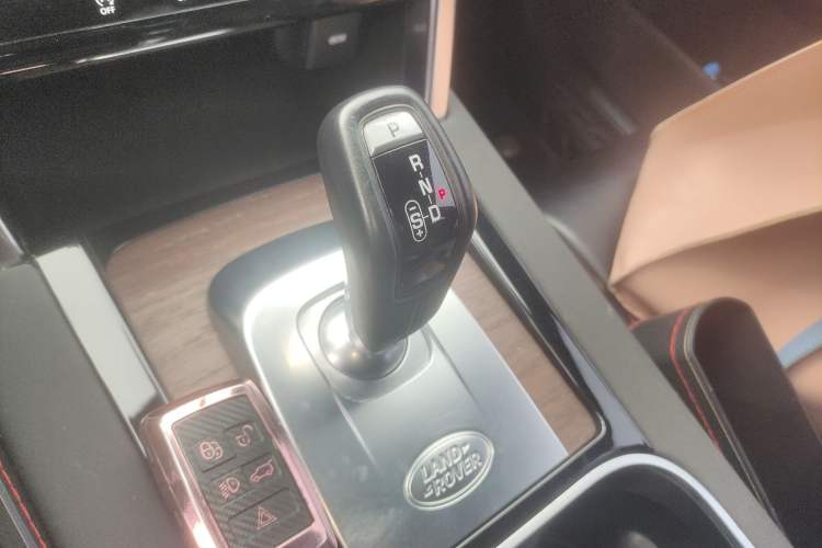 Used Land Rover Discovery Sport 2021 249 PS R-Dynamic S Performance Edition
