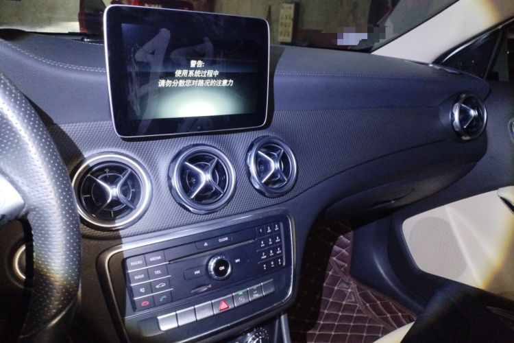 Used Mercedes-Benz GLA 2017 GLA 200 Fashion Model Audio And AC Panel