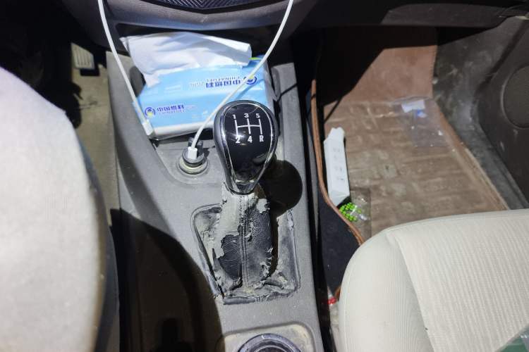 Used Wuling Hongguang 2015 1.2L S Base Model China V Standard