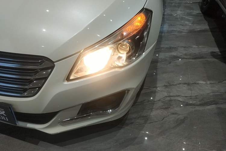 Used Suzuki Alivio 2015 1.6L Automatic Enjoyment Model
