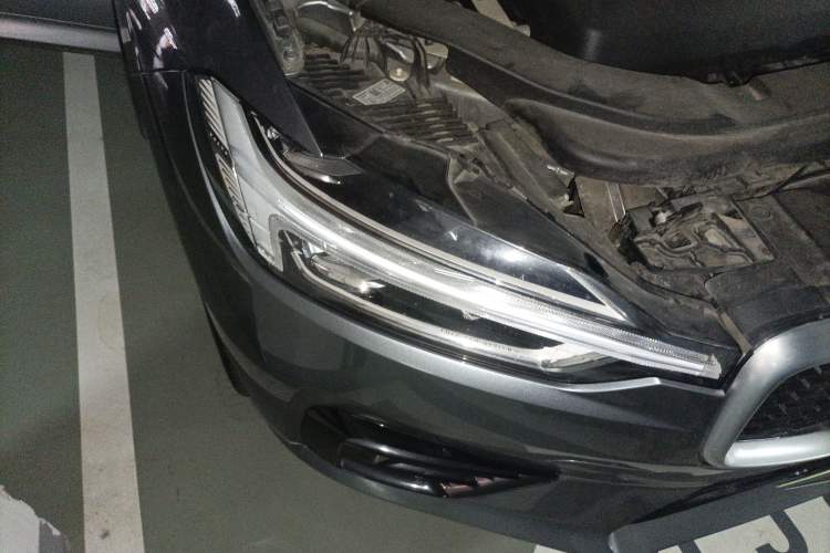 Used Volvo XC60 New Energy 2019 T8 E-Drive Hybrid Intelligent Luxury Sport Edition China VI