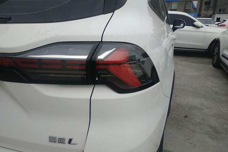 Used Geely Auto Haoyue L 2023 2.0T DCT Prestige Edition
