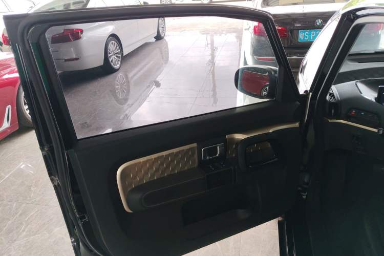 Used Baojun KiWi EV 2021 Artist Model Ternary Lithium