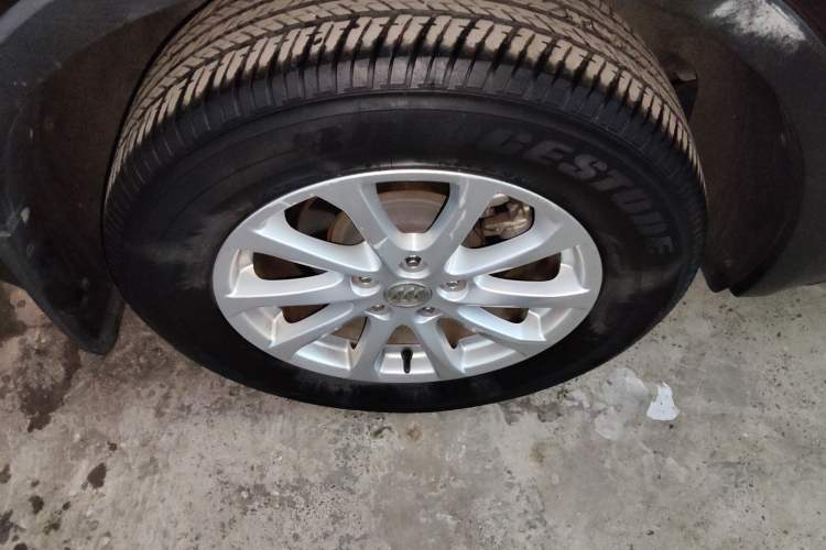 Used Buick Envision 2015 20T Two-Wheel-Drive Elite Model Exterior 5